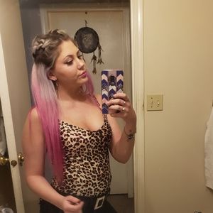 Meet your Posher, Angela